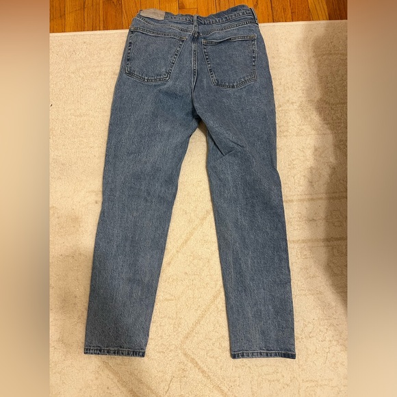 Everlane The Original Cheeky Jean, Stone-Washed Sky - Picture 2 of 9